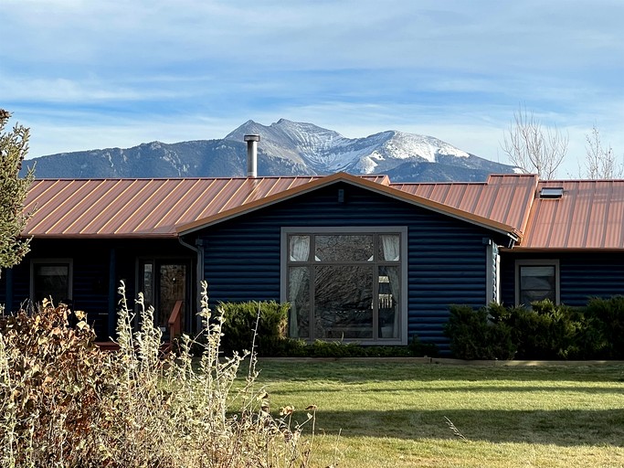 Vacation Rentals (United States of America, Ennis, Montana)