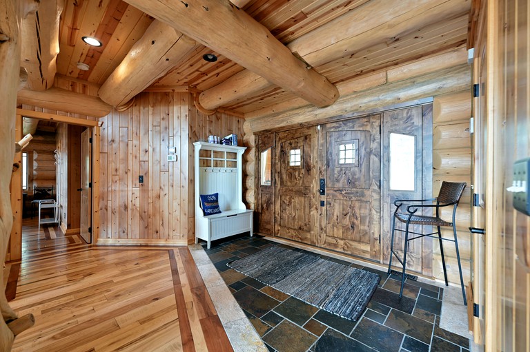 Log Cabins (United States of America, Hayward, Wisconsin)