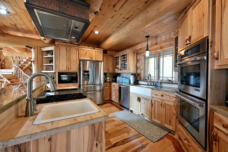 Log Cabins (United States of America, Hayward, Wisconsin)