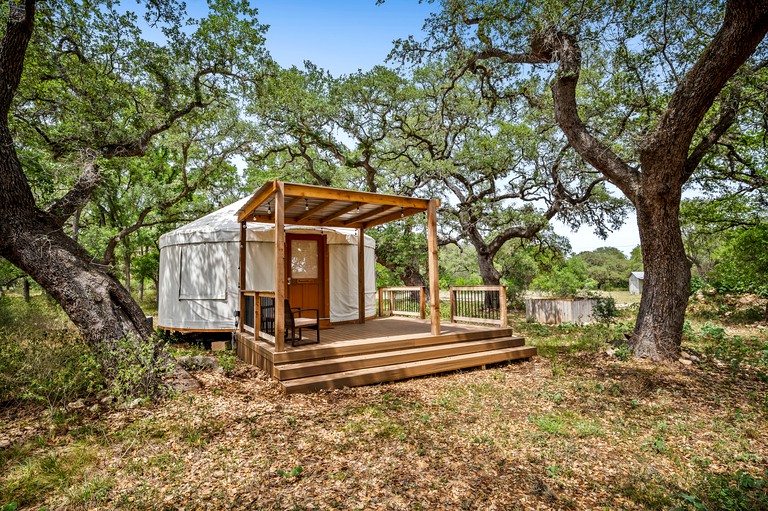Lavish Texas Yurt in Historic Gruene, Perfect for a Romantic Escape