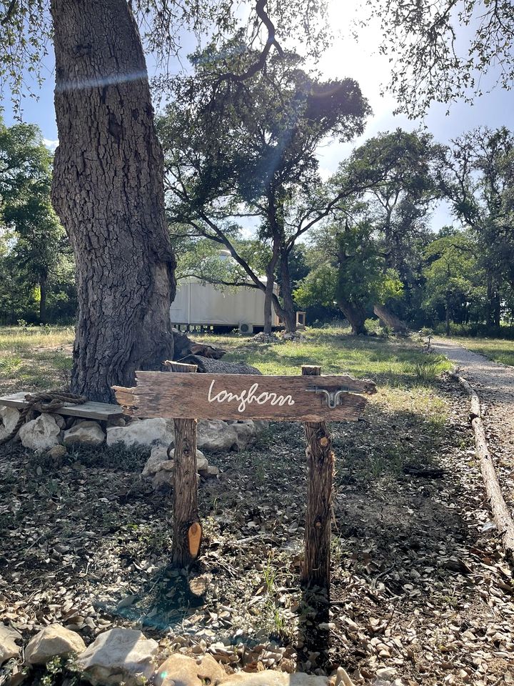 Romantic Glamping Yurt near Canyon Lake, Perfect for an Escape from San Antonio, Texas