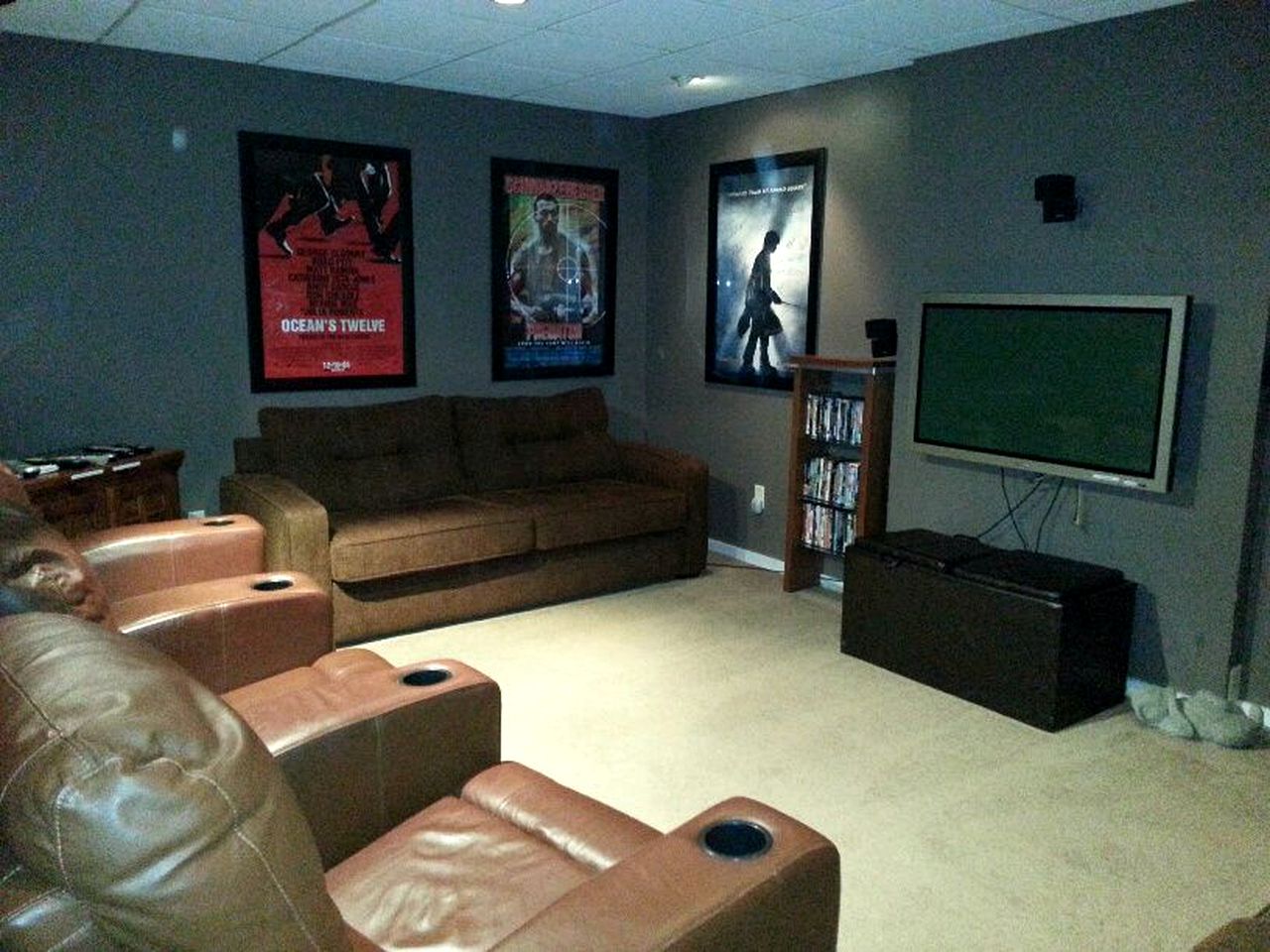 Luxury Log Cabin with Hot Tub in Seven Devils, North Carolina