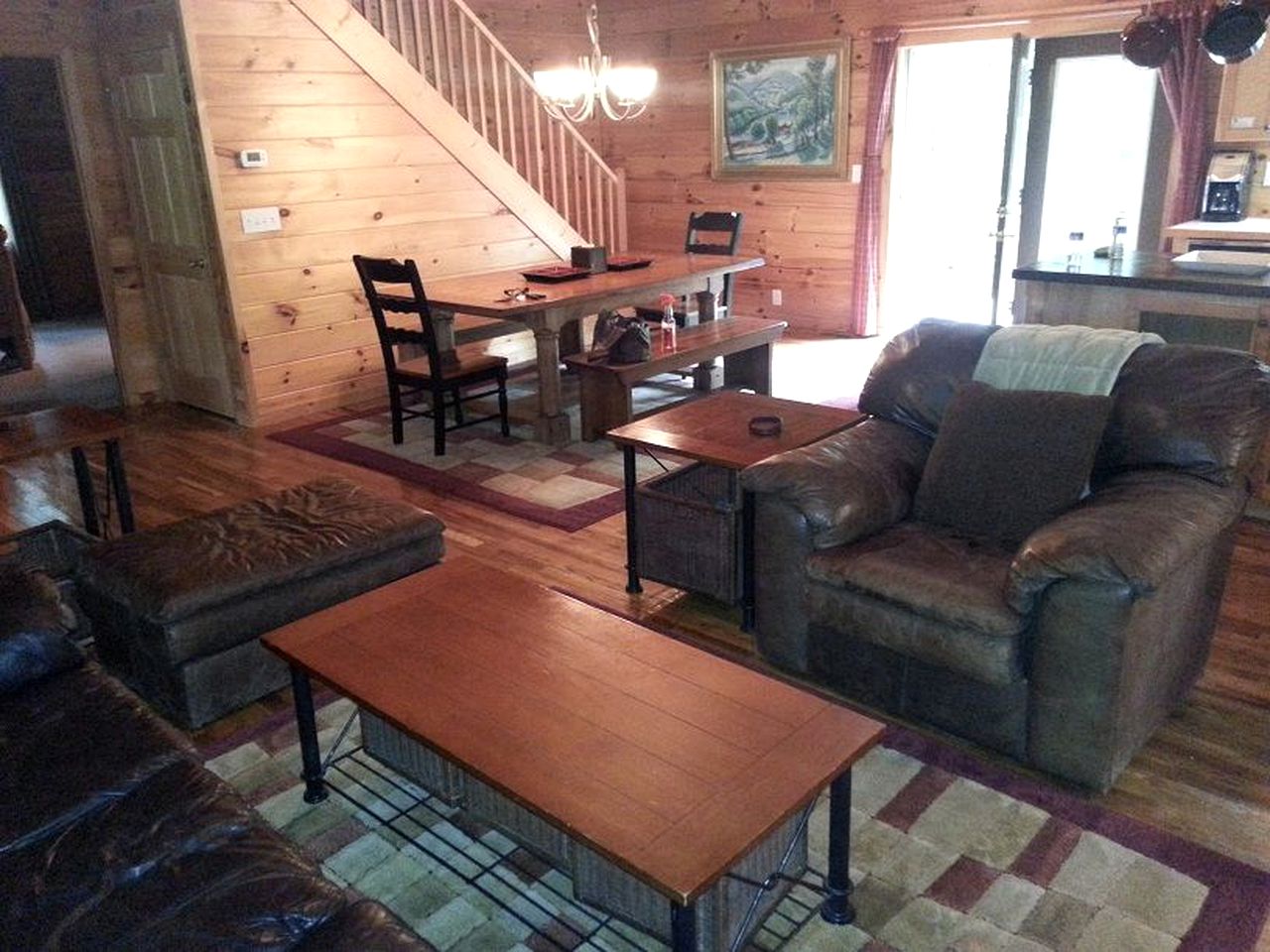 Luxury Log Cabin with Hot Tub in Seven Devils, North Carolina