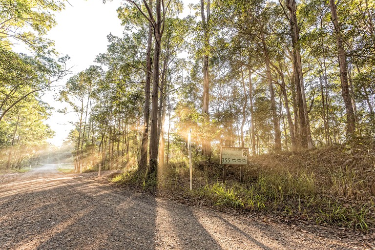 Nature Lodges (Ringtail Creek, Queensland, Australia)