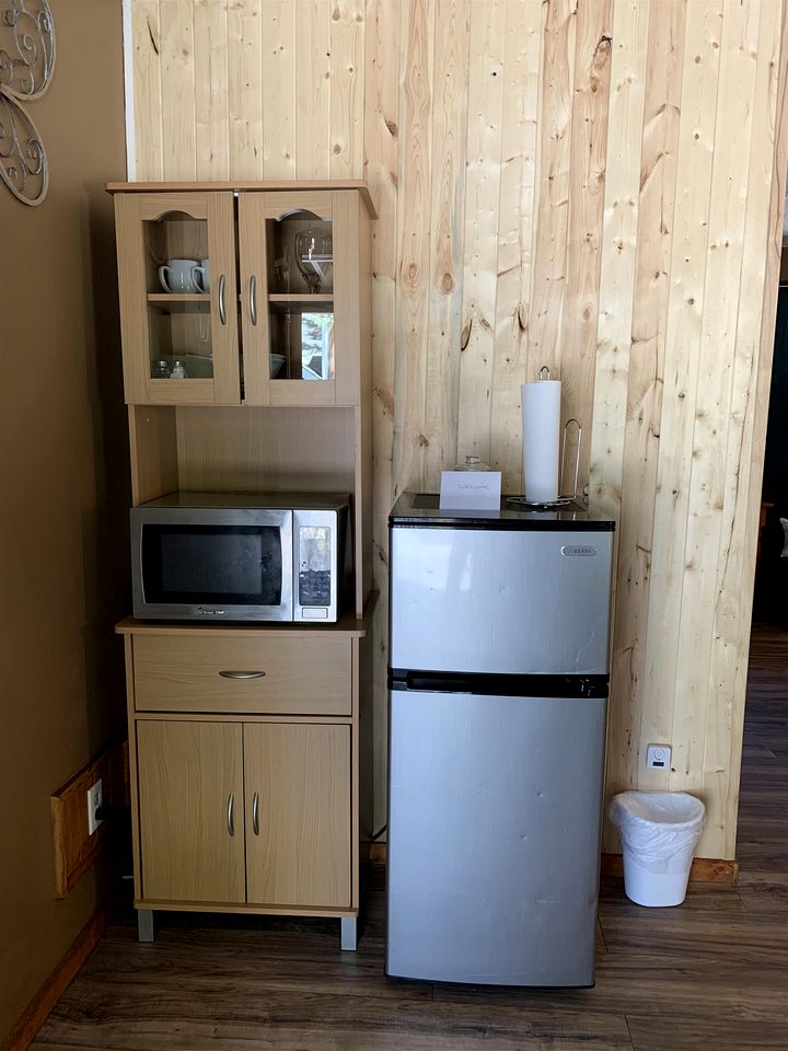Pet Friendly Cabin near the Heart of Big Bear Village, Perfect for a Mountain Retreat