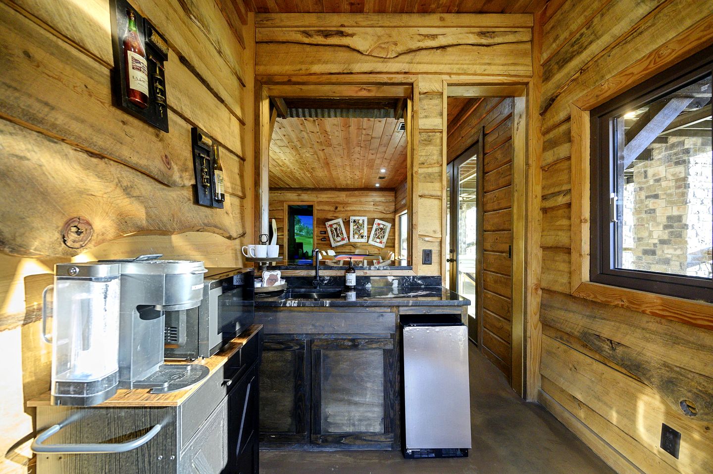 Outstanding Cabin up to 50 People with Bowling, Private Cinema and Fantastic Sightd in Broken Bow, Oklahoma