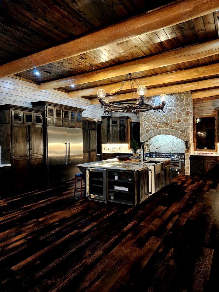 Outstanding Cabin up to 50 People with Bowling, Private Cinema and Fantastic Sightd in Broken Bow, Oklahoma