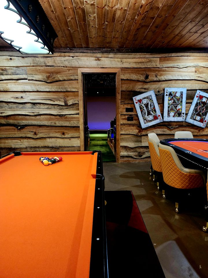 Outstanding Cabin up to 50 People with Bowling, Private Cinema and Fantastic Sightd in Broken Bow, Oklahoma