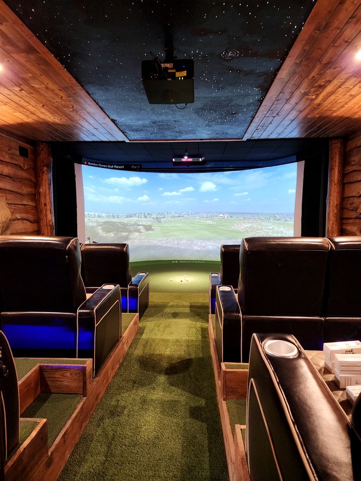 Outstanding Cabin up to 50 People with Bowling, Private Cinema and Fantastic Sightd in Broken Bow, Oklahoma