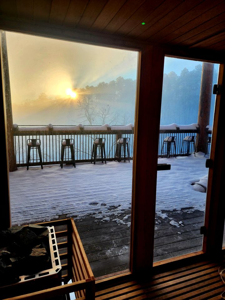 Outstanding Cabin up to 50 People with Bowling, Private Cinema and Fantastic Sightd in Broken Bow, Oklahoma