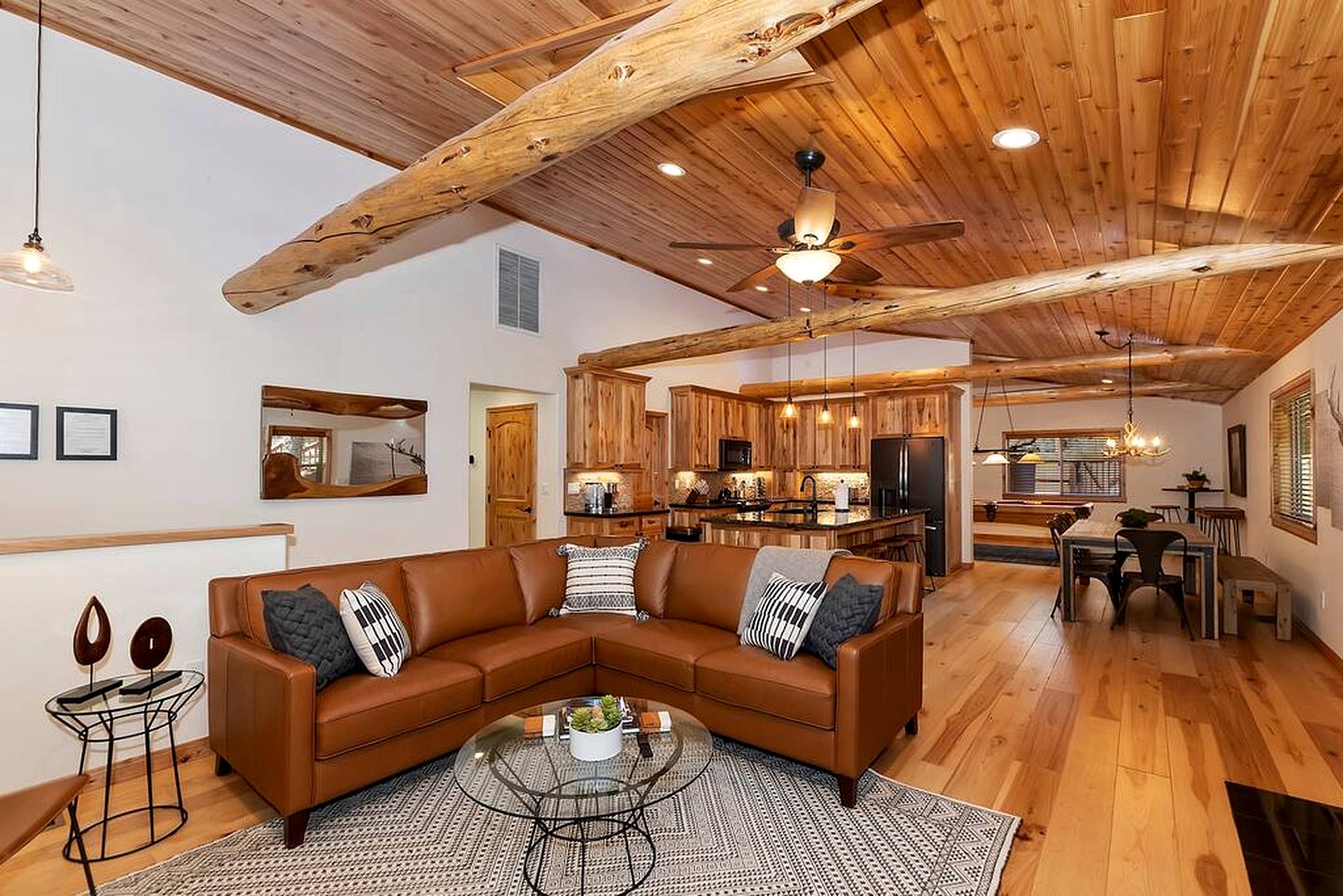 Outstanding Cabin with Game Room and Impressive Outdoor Area in Big Bear Lake, California