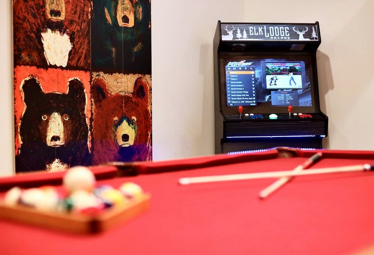 Cabins (United States of America, Big Bear Lake, California)