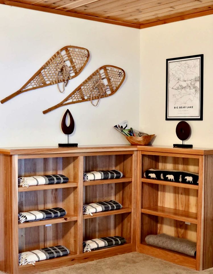 Outstanding Cabin with Game Room and Impressive Outdoor Area in Big Bear Lake, California