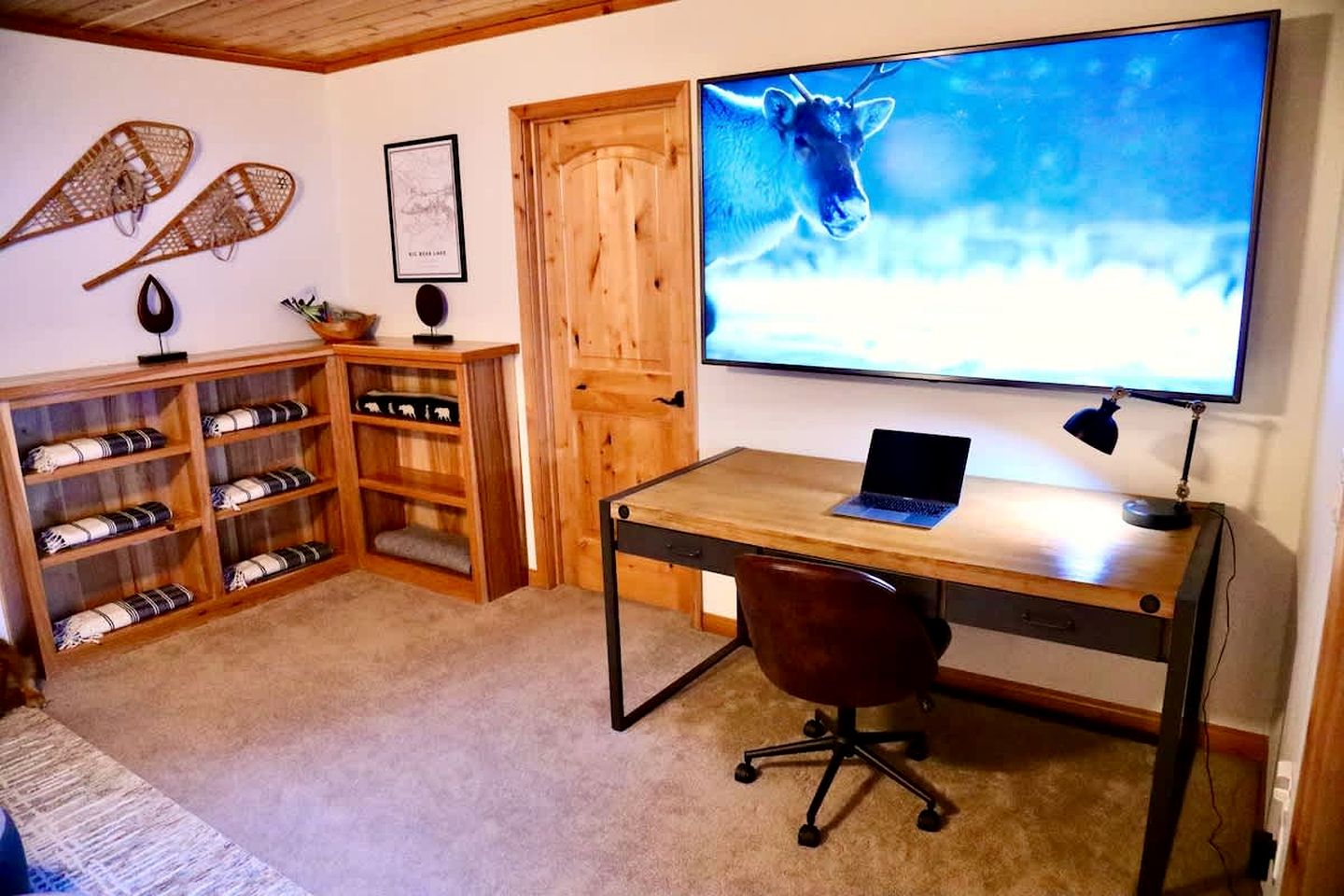 Outstanding Cabin with Game Room and Impressive Outdoor Area in Big Bear Lake, California