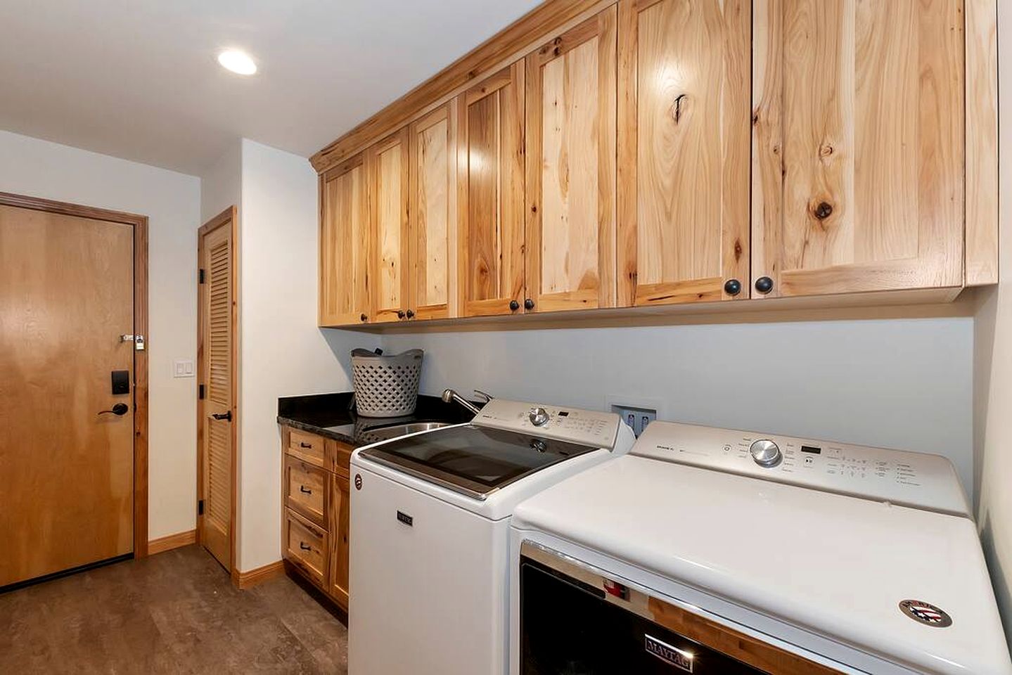 Outstanding Cabin with Game Room and Impressive Outdoor Area in Big Bear Lake, California