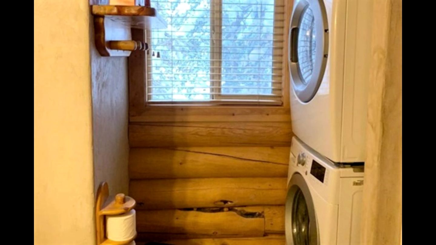 Outstanding Cabin with Hot-tub in Island Park, Idaho
