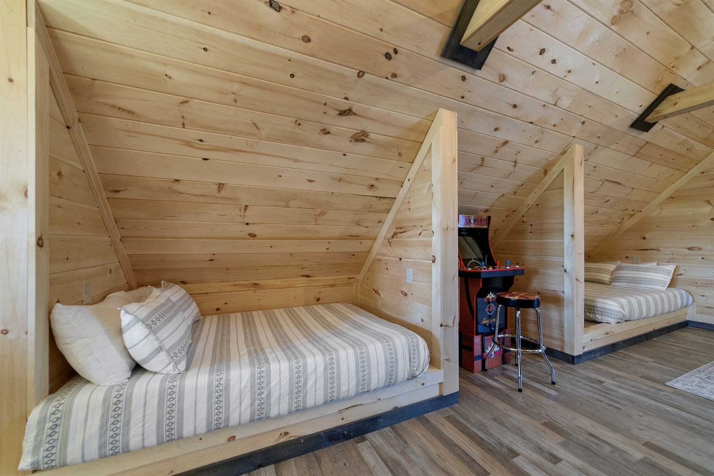 Outstanding Cabin with Interior Pool in Sevierville, Tennessee