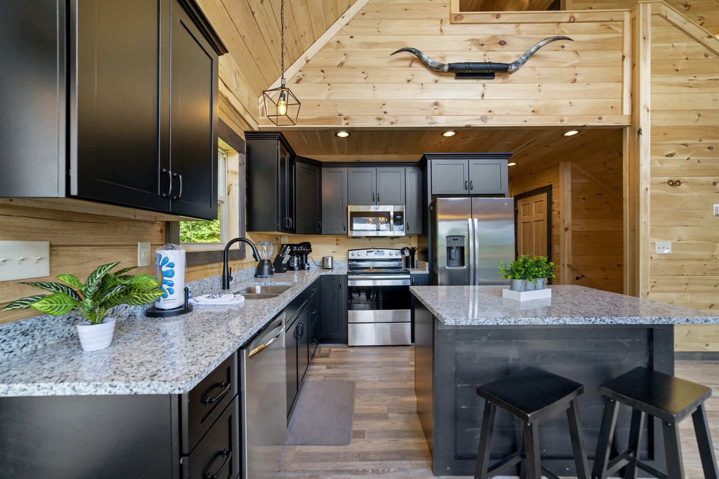 Outstanding Cabin with Interior Pool in Sevierville, Tennessee