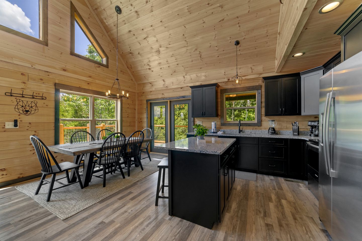 Outstanding Cabin with Interior Pool in Sevierville, Tennessee