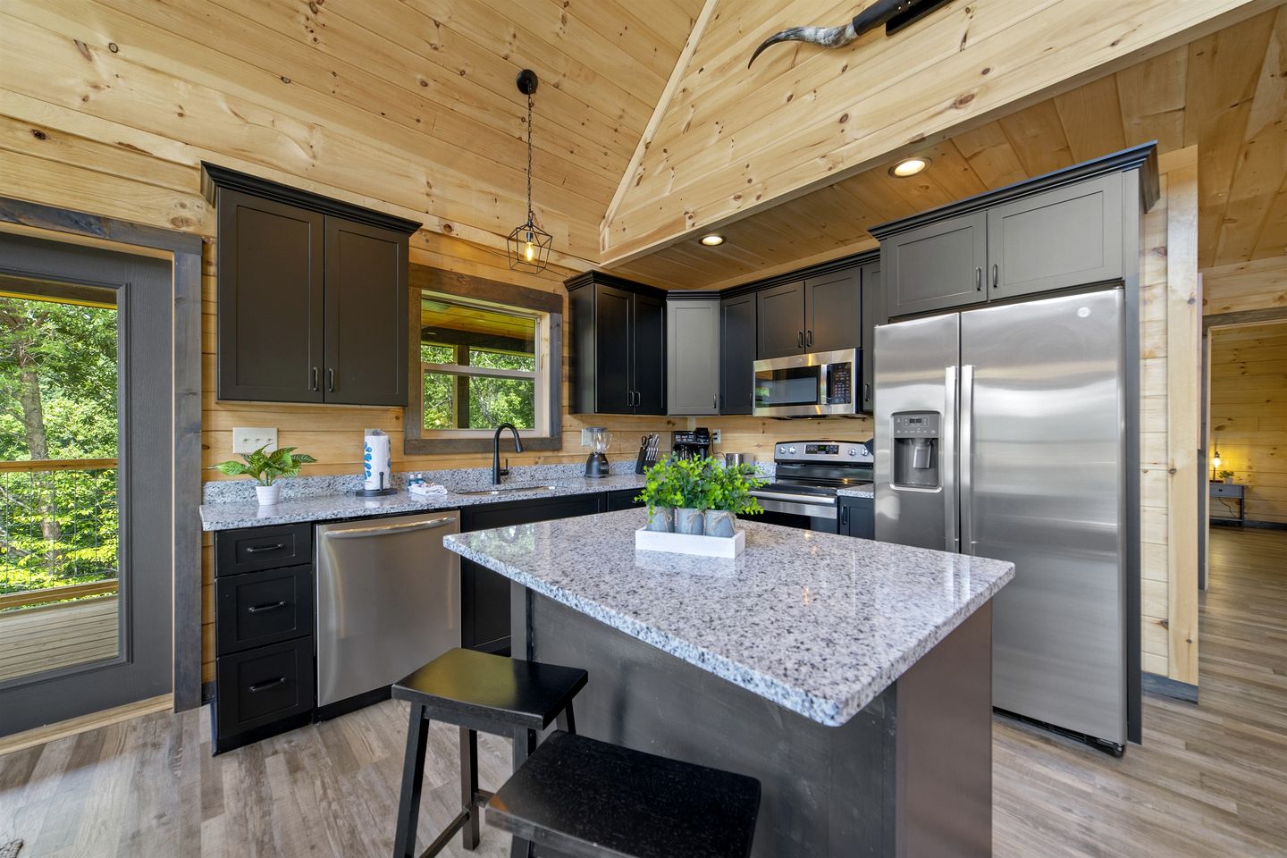 Outstanding Cabin with Interior Pool in Sevierville, Tennessee