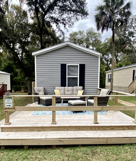 Cottages (United States of America, Dunnellon, Florida)