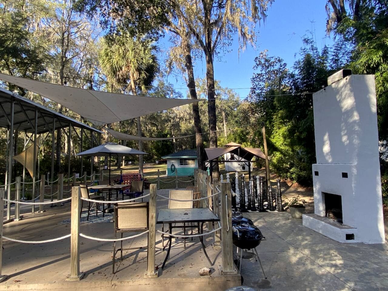 Outstanding Cottage with Barbecue and Fire Pit in Dunnellon, Florida