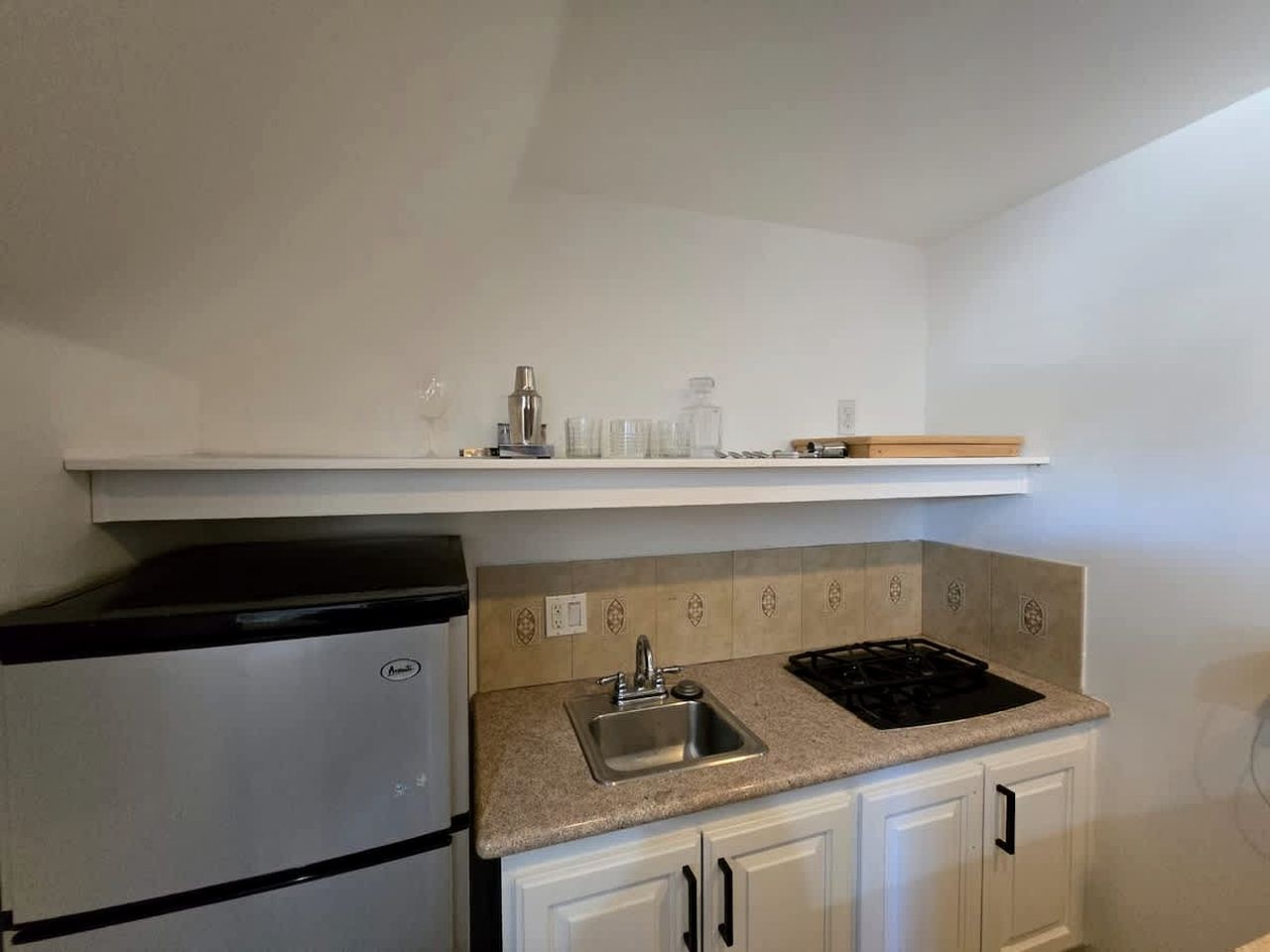 Outstanding Cottage Munguia Summit Camp