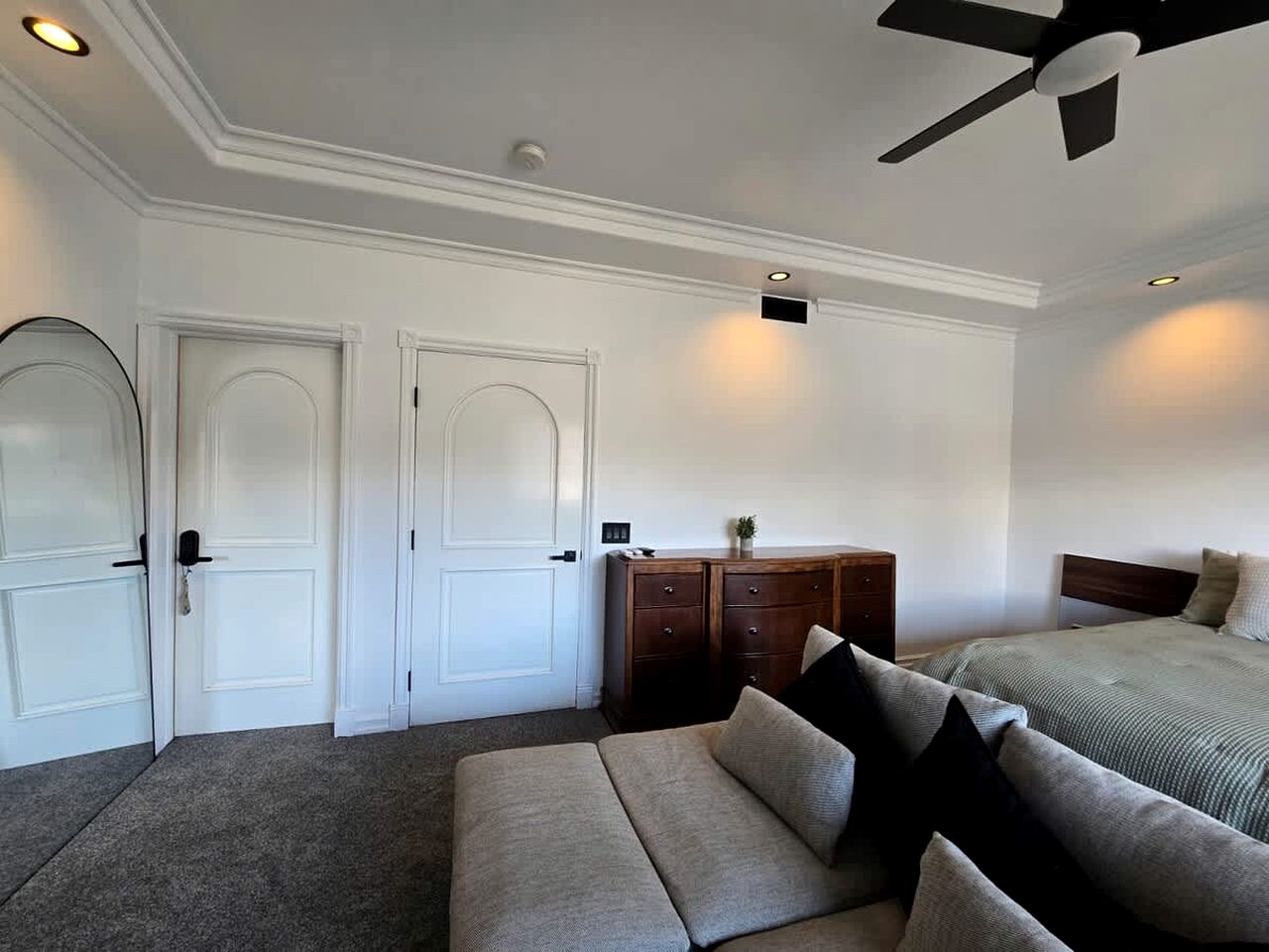 Outstanding Cottage Munguia Summit Camp