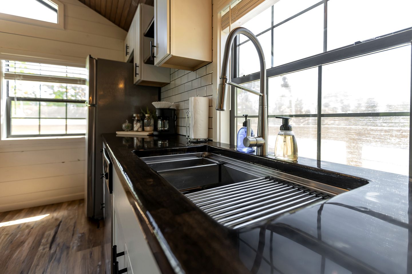 Outstanding Lakefront Cabin in Makanda, Illinois