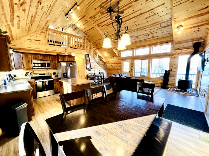 Cabins (United States of America, Stone Lake, Wisconsin)