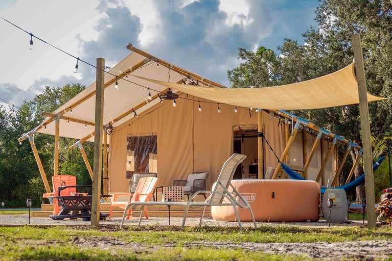 Safari Tents (United States of America, Punta Gorda, Florida)
