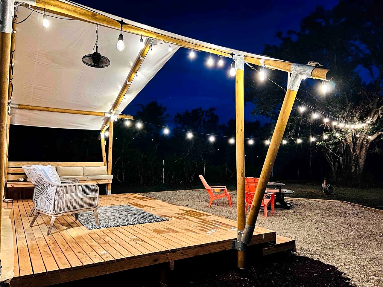 Outstanding Safari Tent with Jacuzzi and and Beautiful Outdoor and Indoor Living in Florida