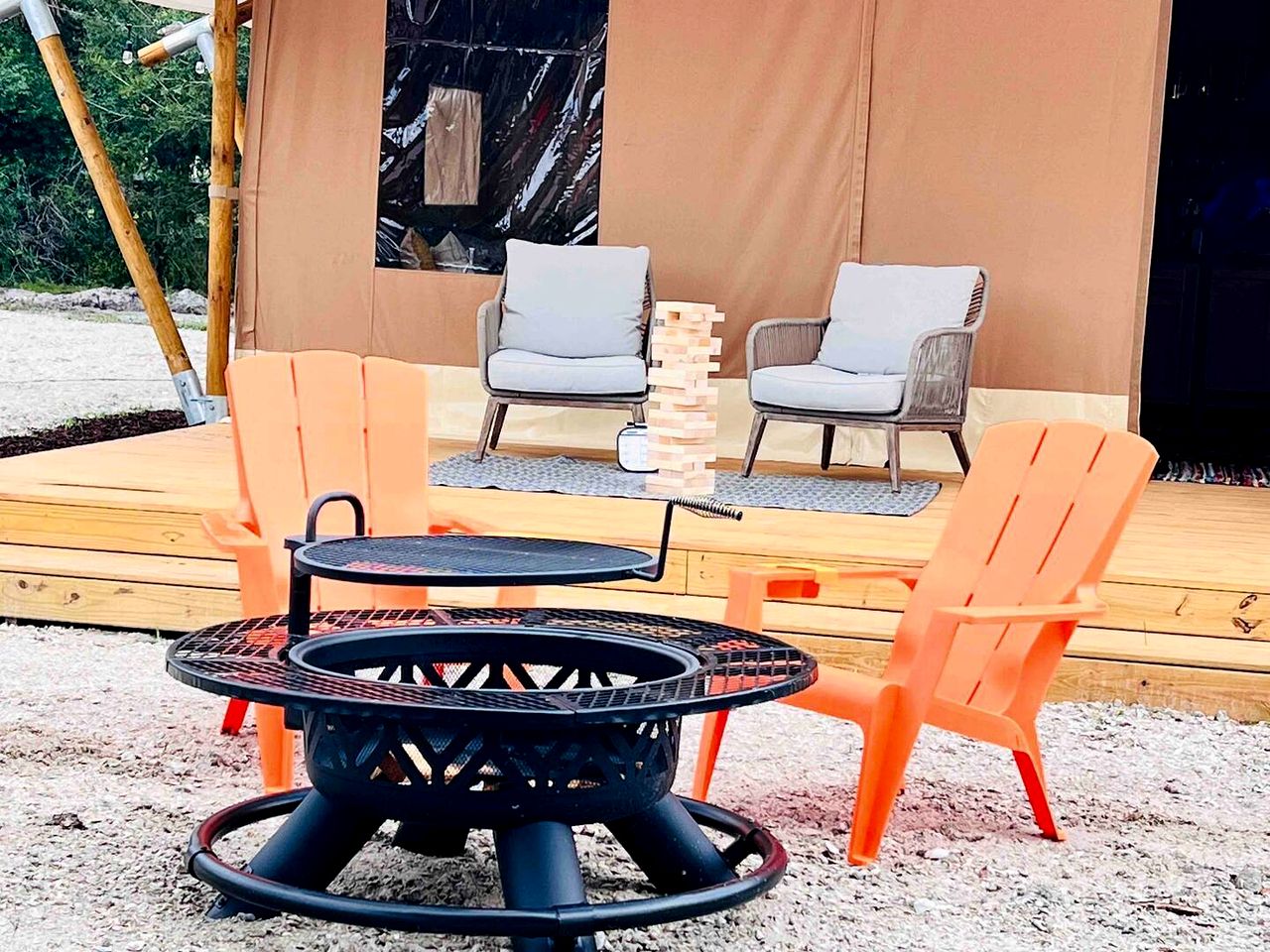 Outstanding Safari Tent with Jacuzzi and and Beautiful Outdoor and Indoor Living in Florida