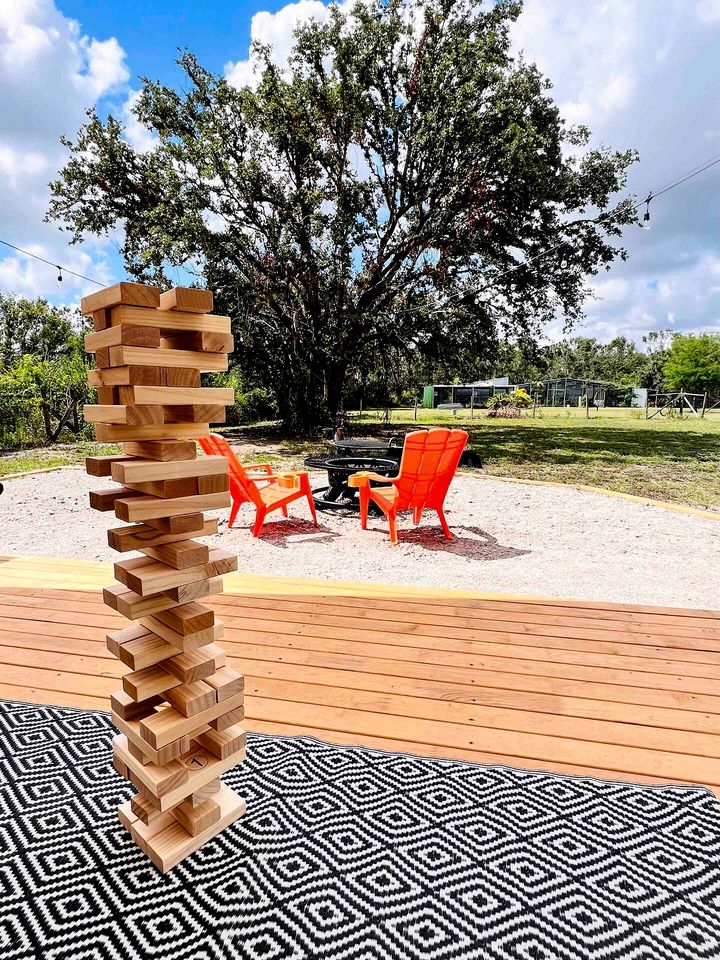 Outstanding Safari Tent with Jacuzzi and and Beautiful Outdoor and Indoor Living in Florida