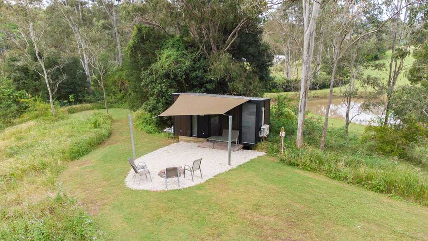 Outstanding Tiny House with Fire Pit in Perwillowen, Queensland