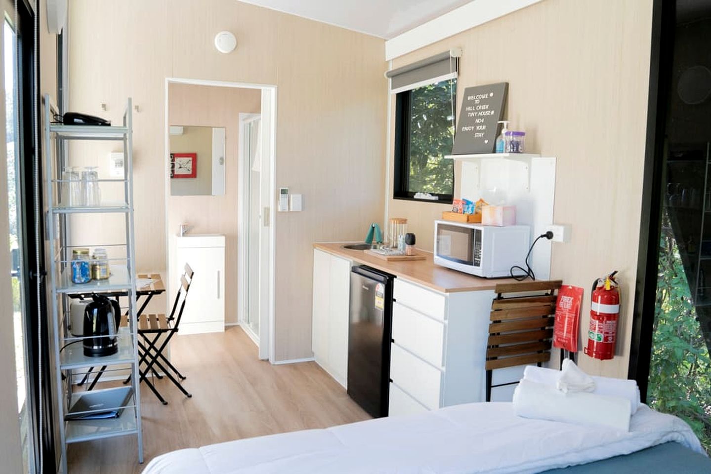 Outstanding Tiny House with Fire Pit in Perwillowen, Queensland