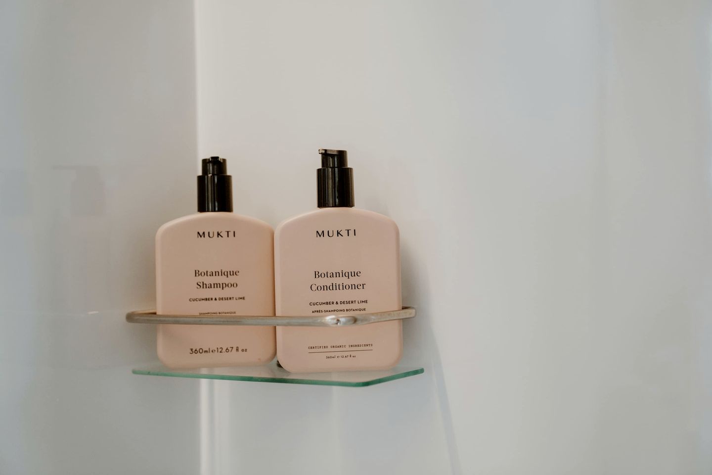 Outstanding Tiny House with Fire Pit in Possum Brush, New South Wales