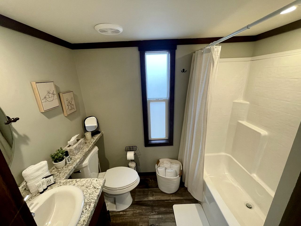 Breathtaking Tiny House Settled Between Trees in Tracy City, Tennessee