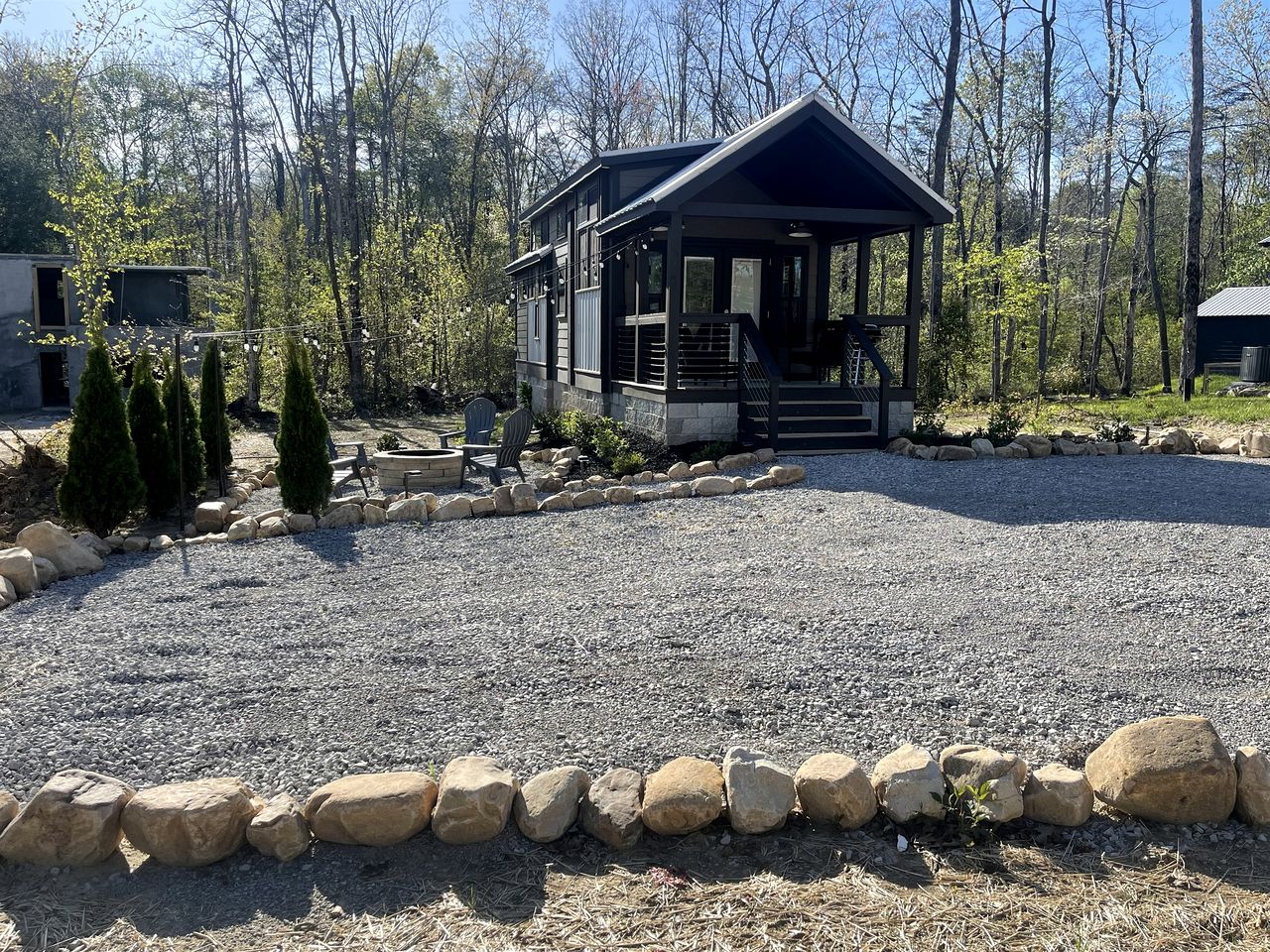 Breathtaking Tiny House Settled Between Trees in Tracy City, Tennessee