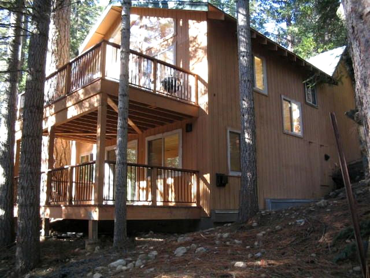 Exceptional Riverside Cabin Rental in the Trees near Pinecrest Lake, California