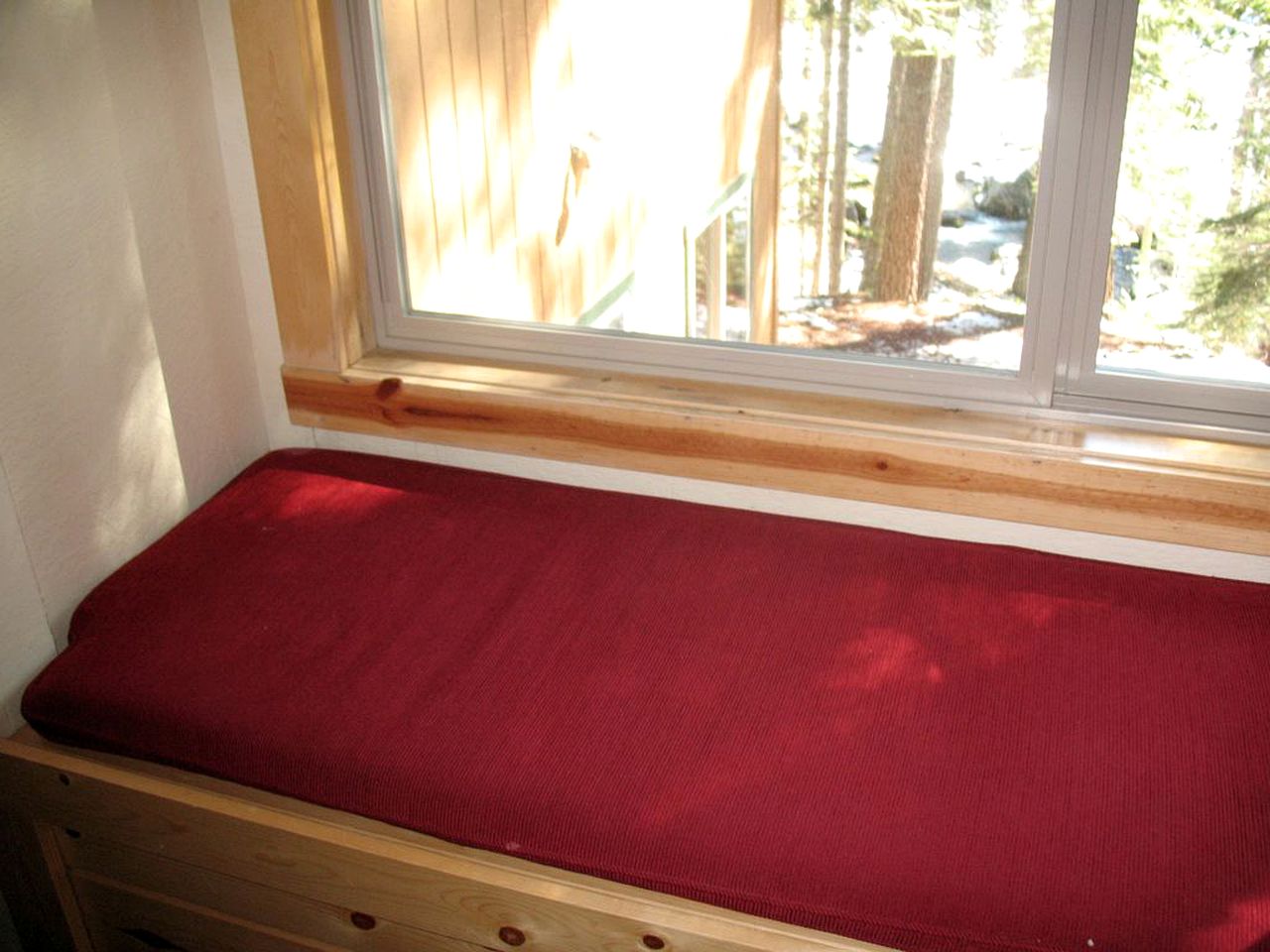 Exceptional Riverside Cabin Rental in the Trees near Pinecrest Lake, California