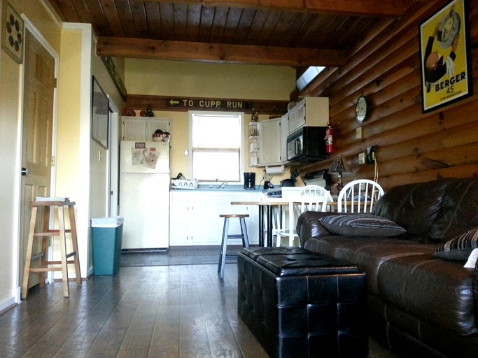 Living room of Snowshoe WV rental