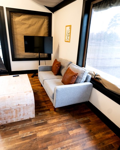 Safari Tents (United States of America, Cedar Bluff, Alabama)