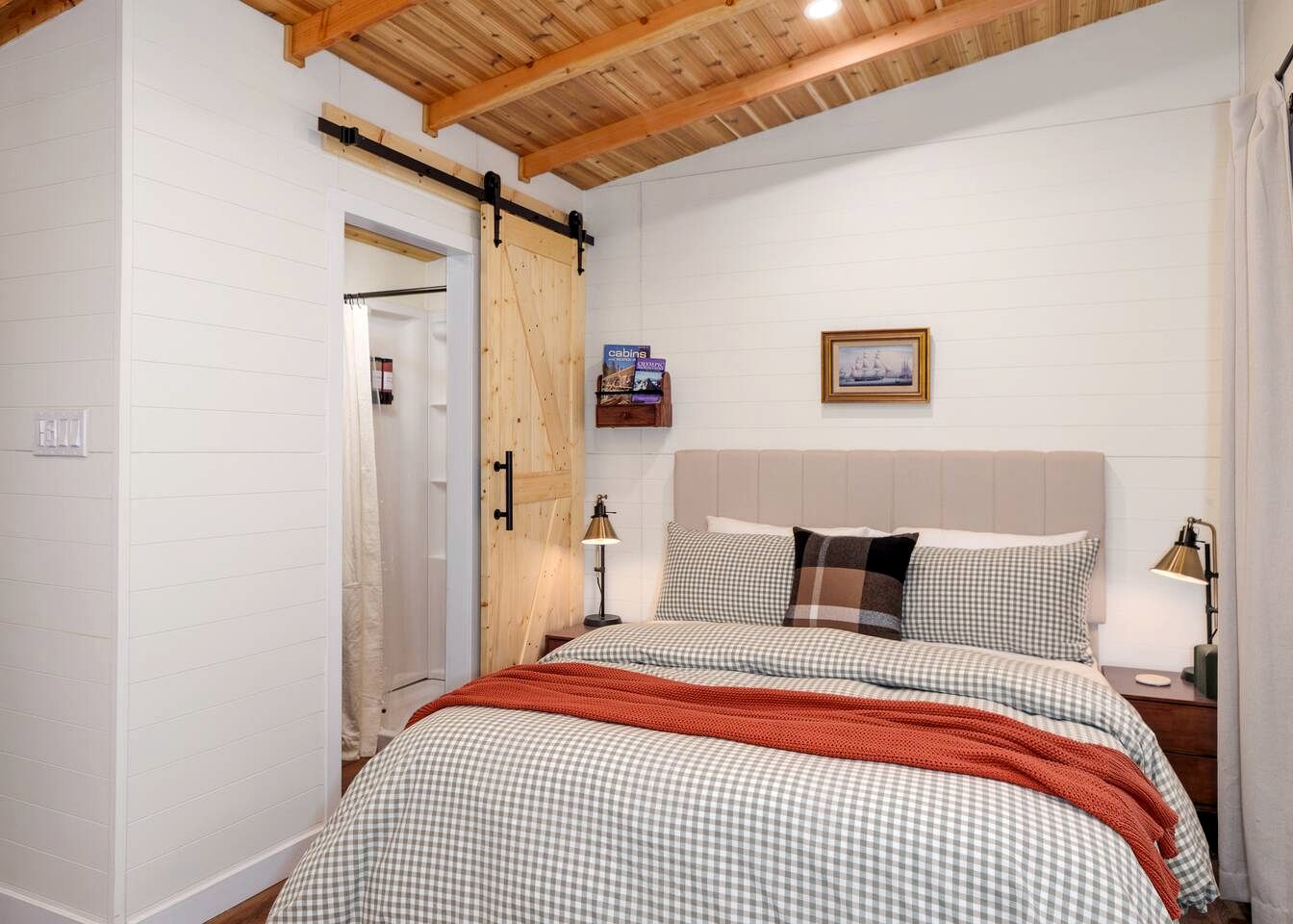 Relaxing Tree House in Sequim, Washington, Perfect for a Glamping Getaway to Olympic National Park