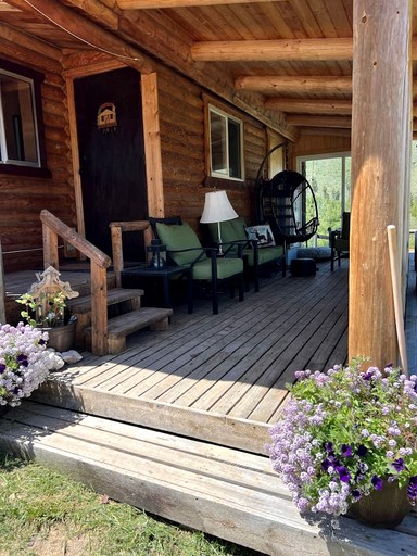 Log Cabins (United States of America, Conner, Montana)