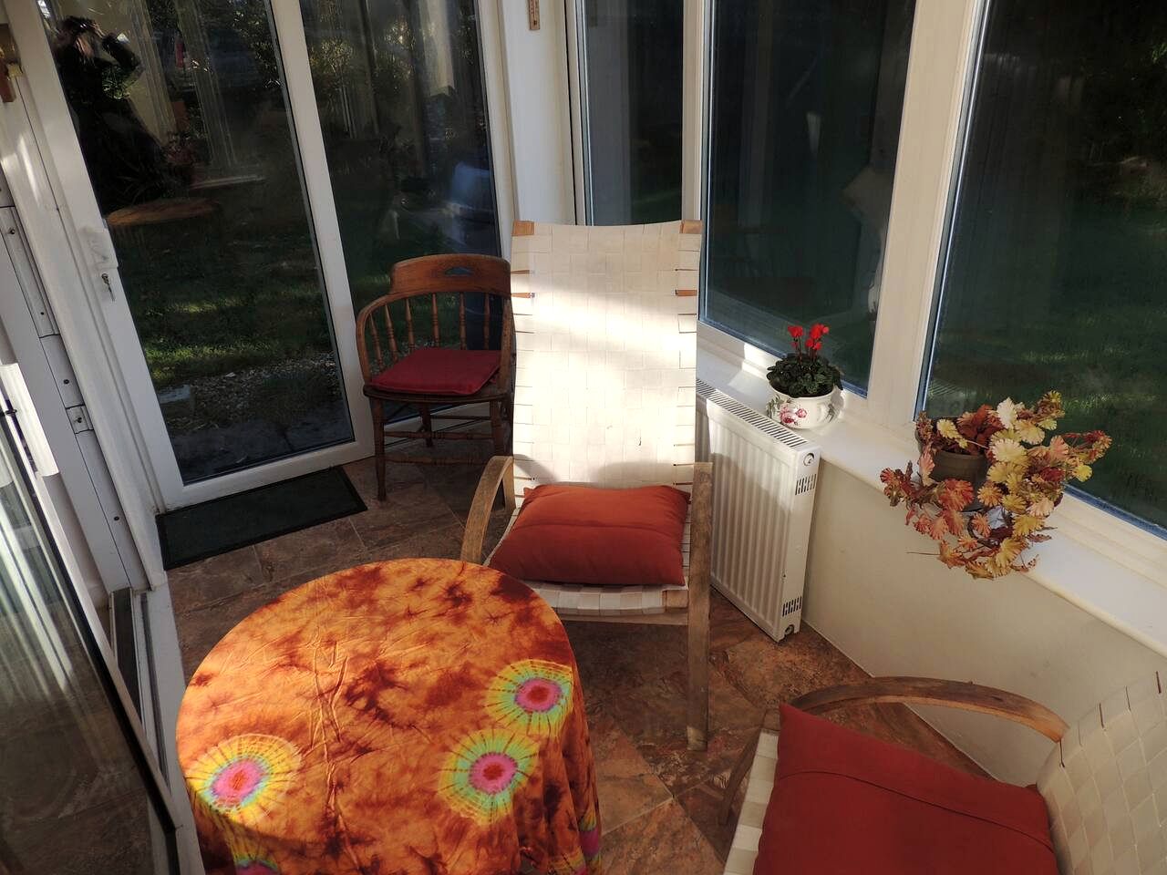 Slow Down Retreat: Countryside Views, Outdoor Bar & Fire Pit Seating in England, United Kingdom