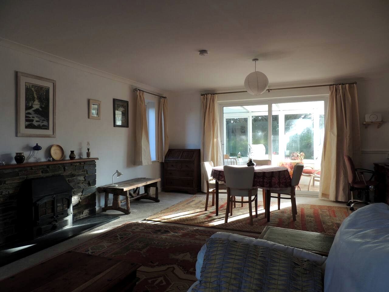 Slow Down Retreat: Countryside Views, Outdoor Bar & Fire Pit Seating in England, United Kingdom