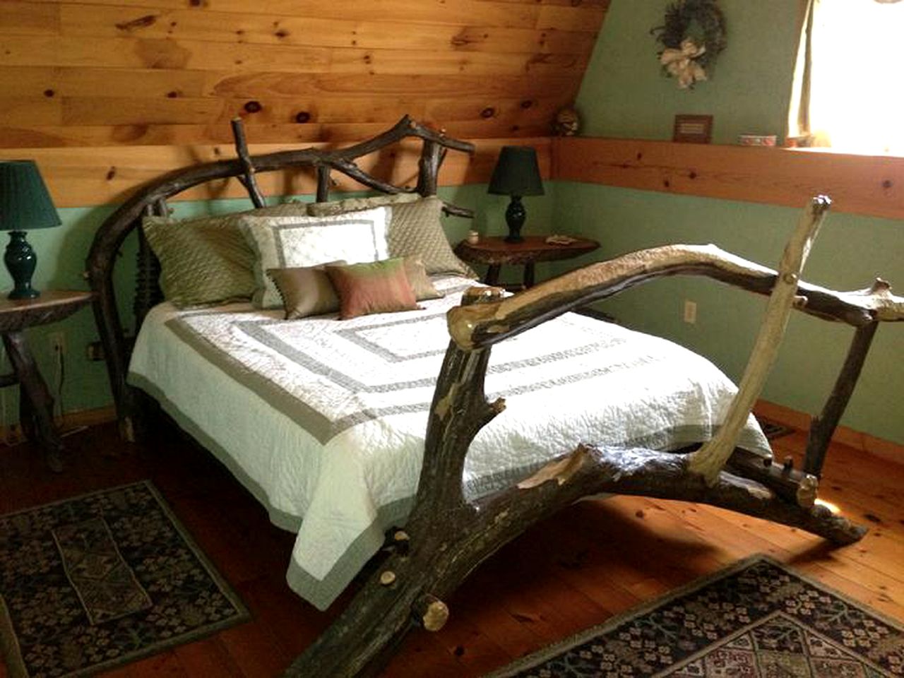 Oz's Homestay Bed & Breakfast, Nature Lodges 37117, Shinglehouse ...