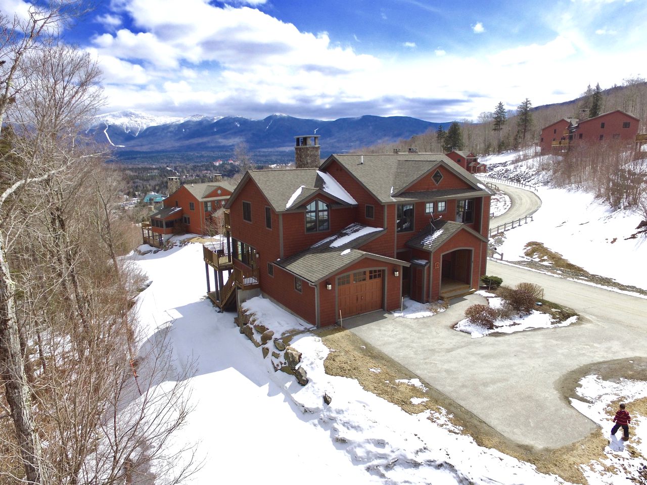 Cabin near Ski Resort Perfect for a New Hampshire Vacation