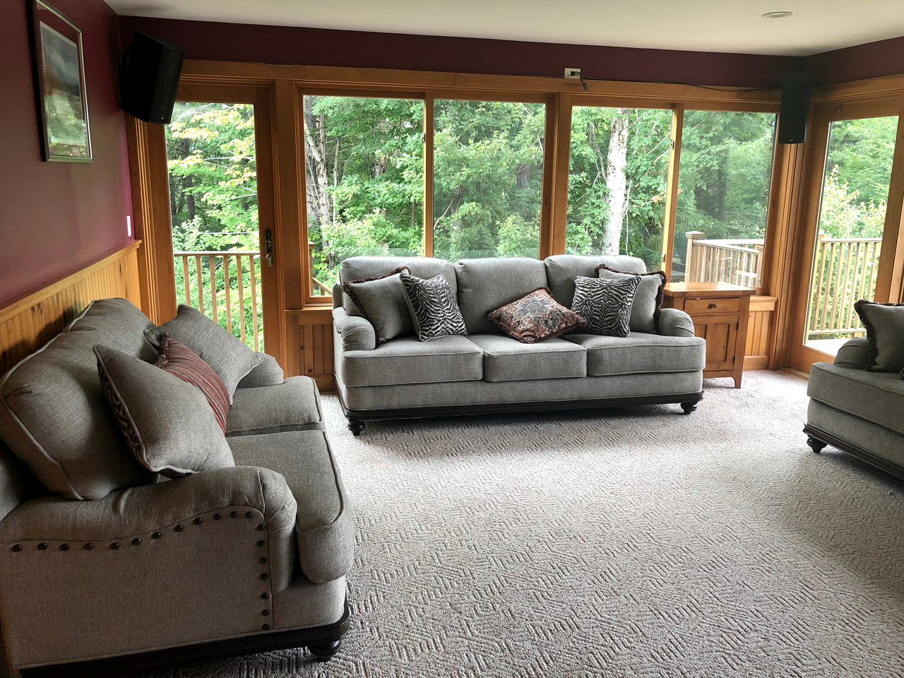 Cabin near Ski Resort Perfect for a New Hampshire Vacation